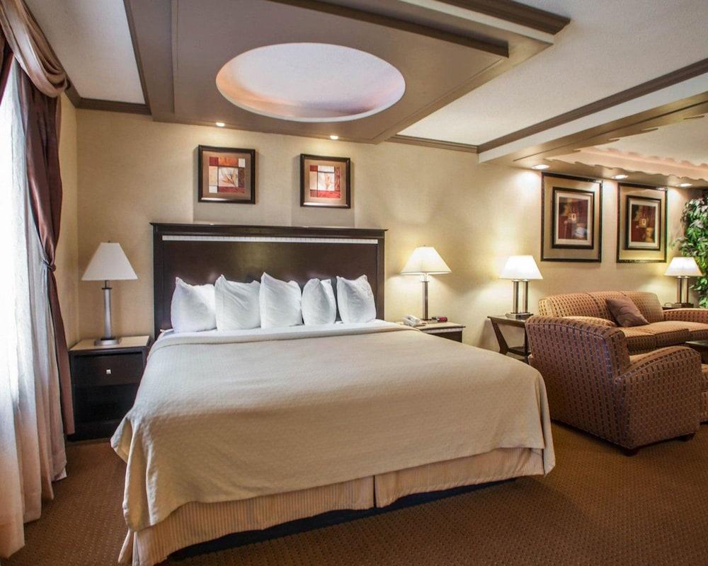 Quality Inn Aurora - Naperville Area Экстерьер фото