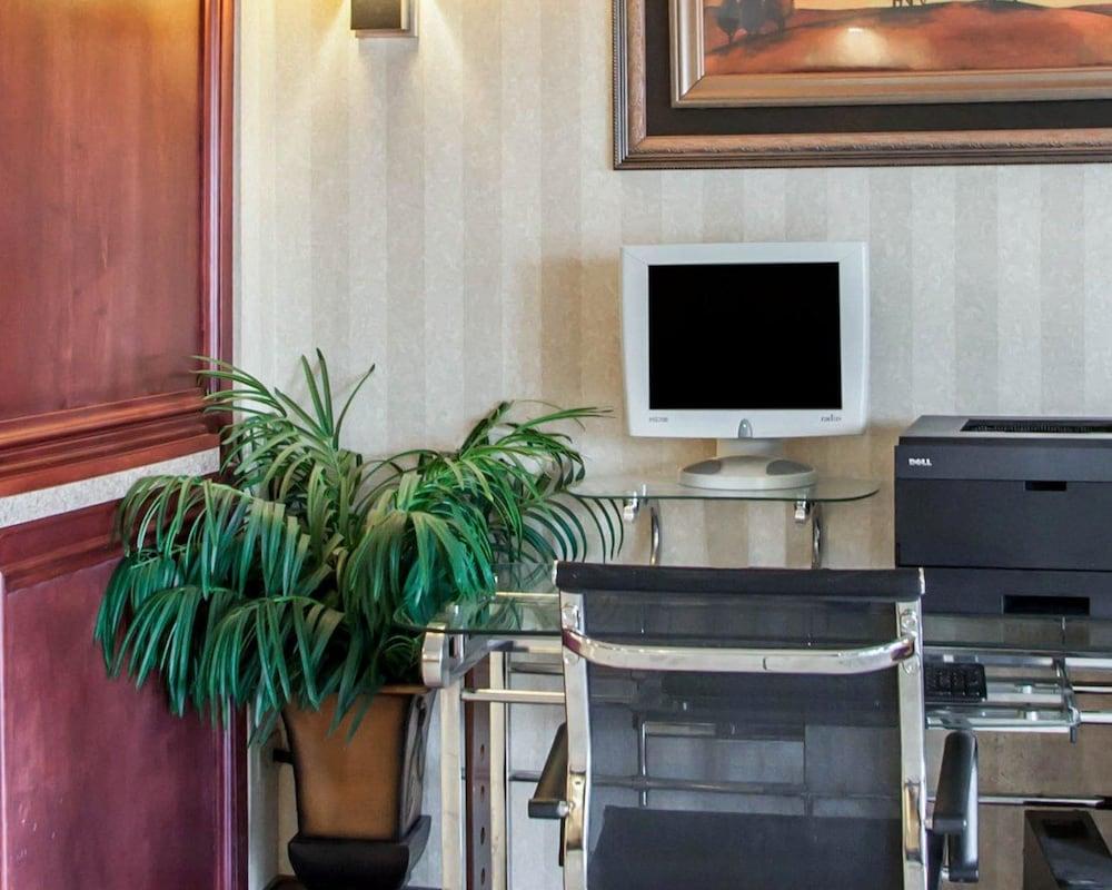 Quality Inn Aurora - Naperville Area Экстерьер фото
