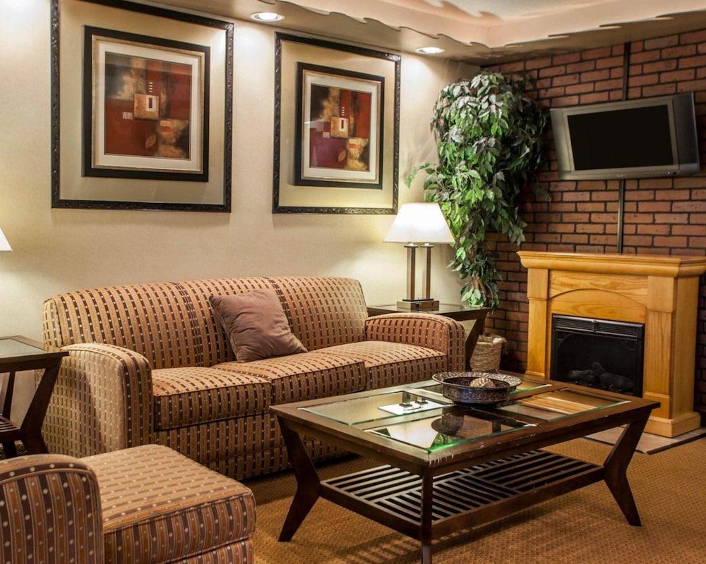 Quality Inn Aurora - Naperville Area Экстерьер фото