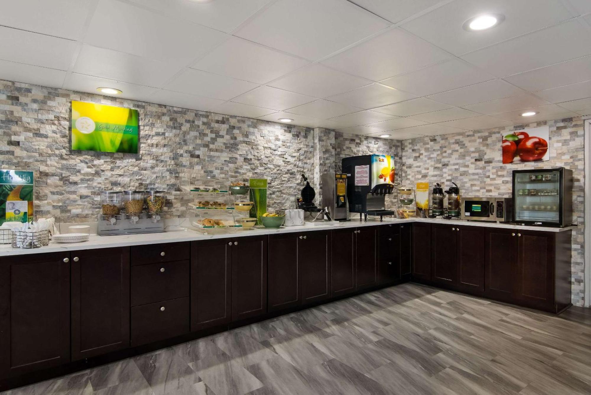 Quality Inn Aurora - Naperville Area Экстерьер фото