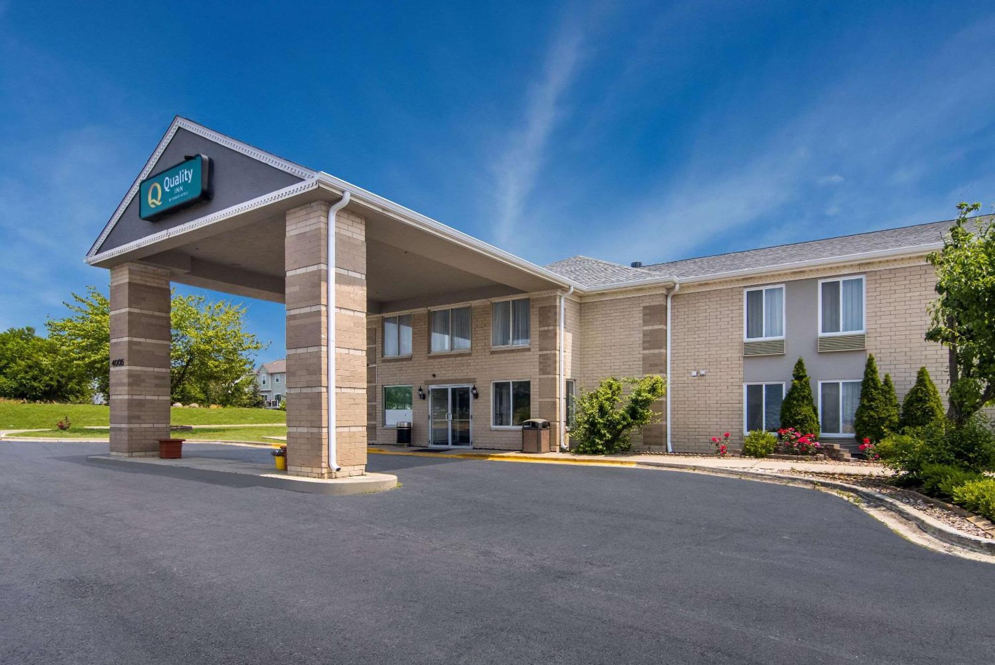 Quality Inn Aurora - Naperville Area Экстерьер фото