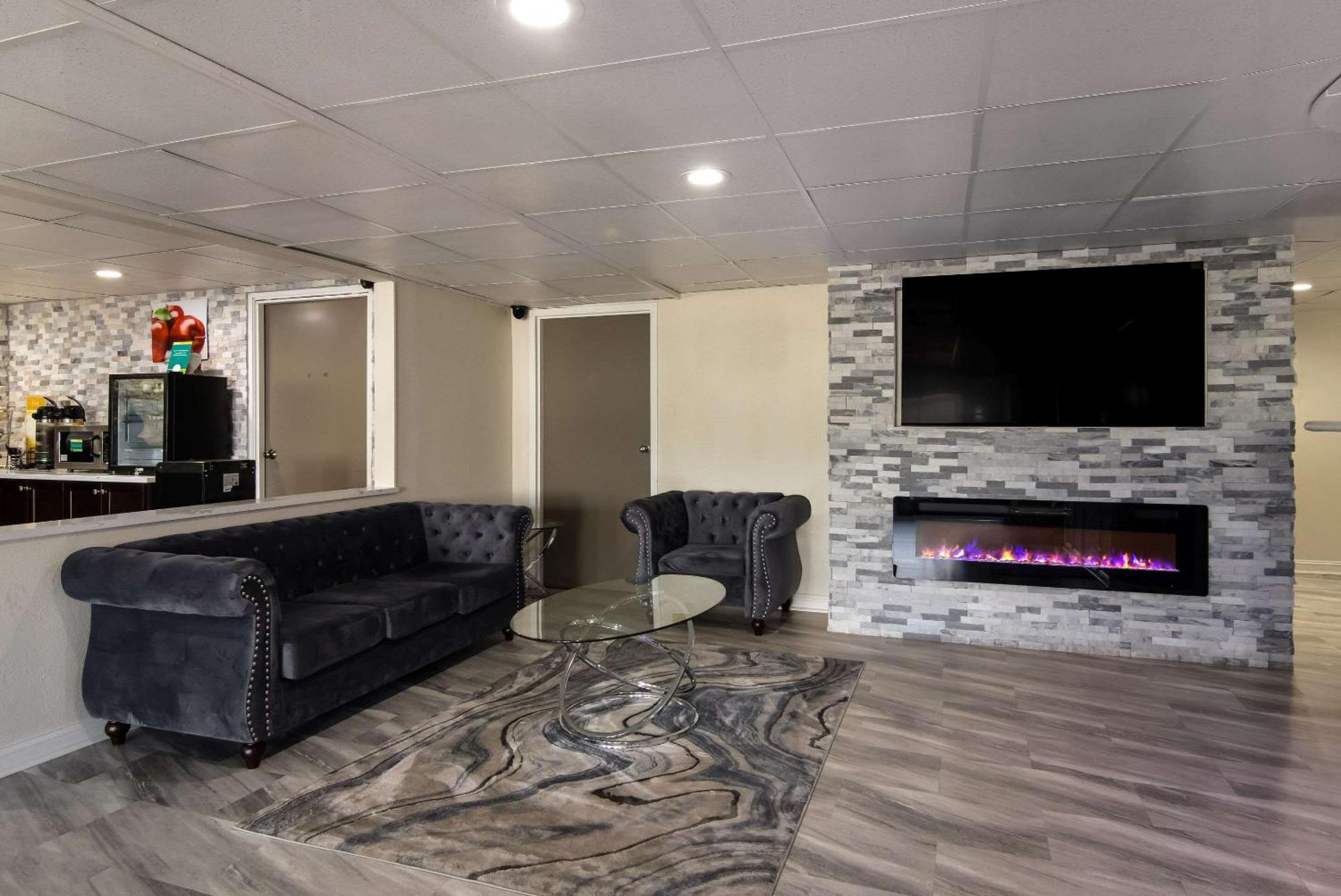 Quality Inn Aurora - Naperville Area Экстерьер фото